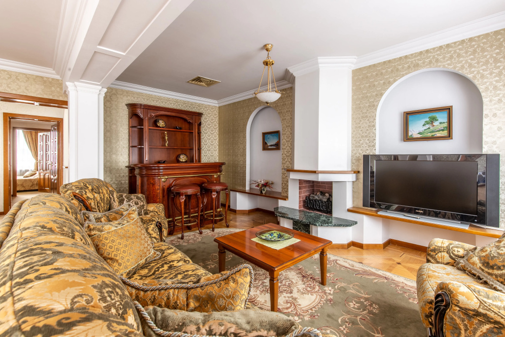 VIP Double Apartment (full double bed)
