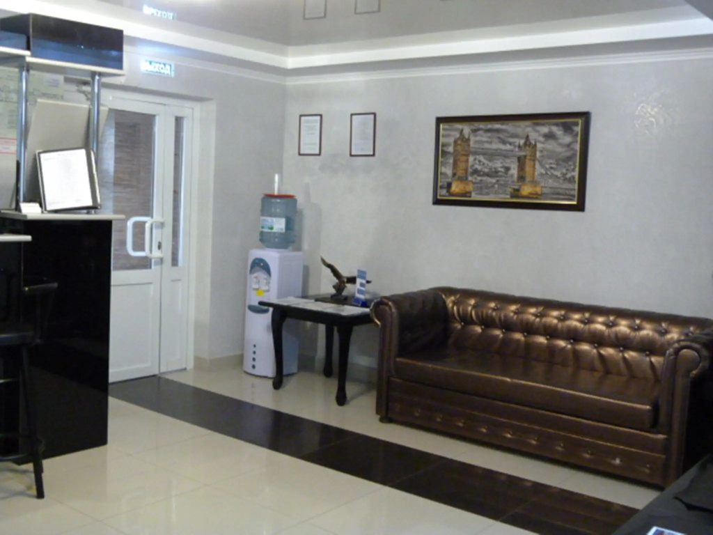 Lobby & Reception