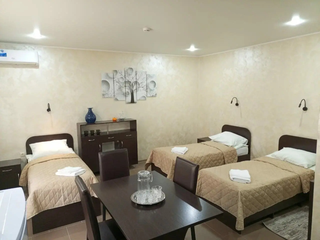 Standard Triple room with balcony
