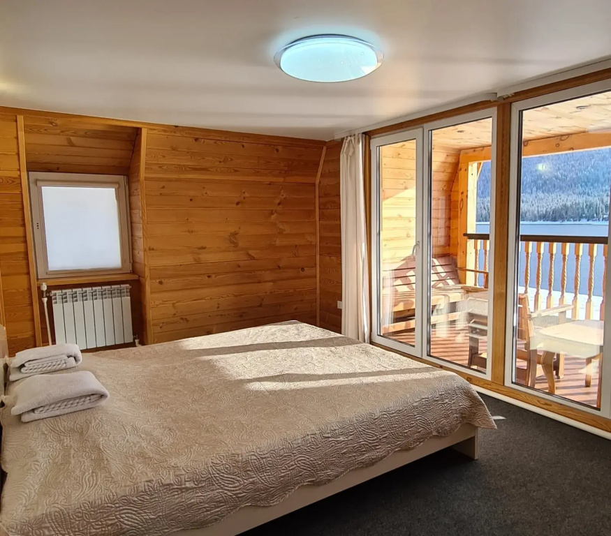 Double Suite with balcony and with view (full double bed)