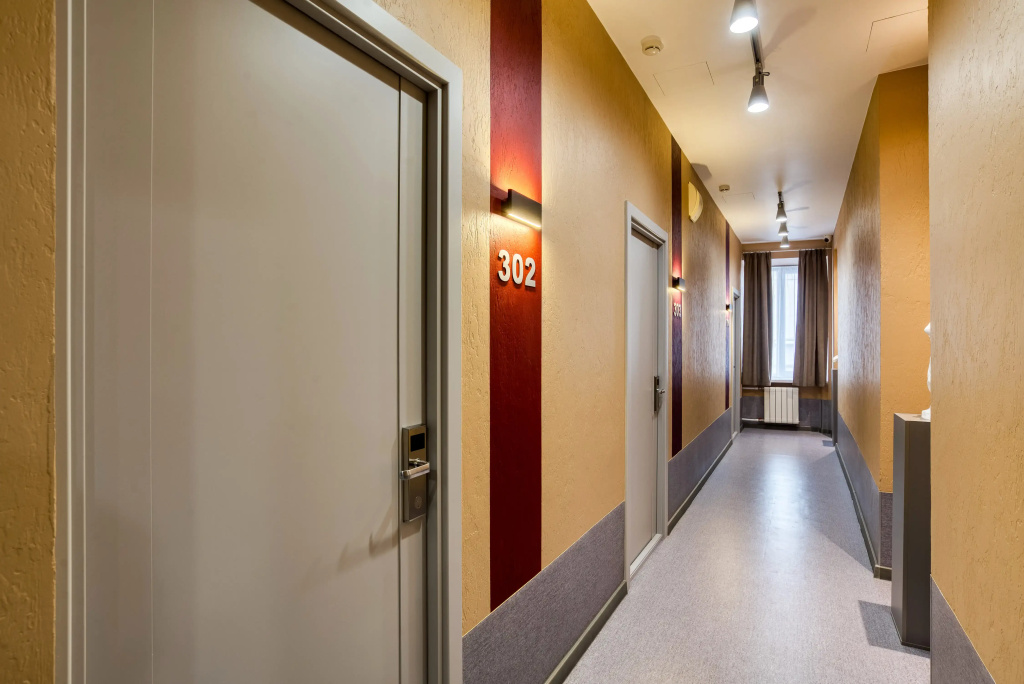 Lobby & Reception
