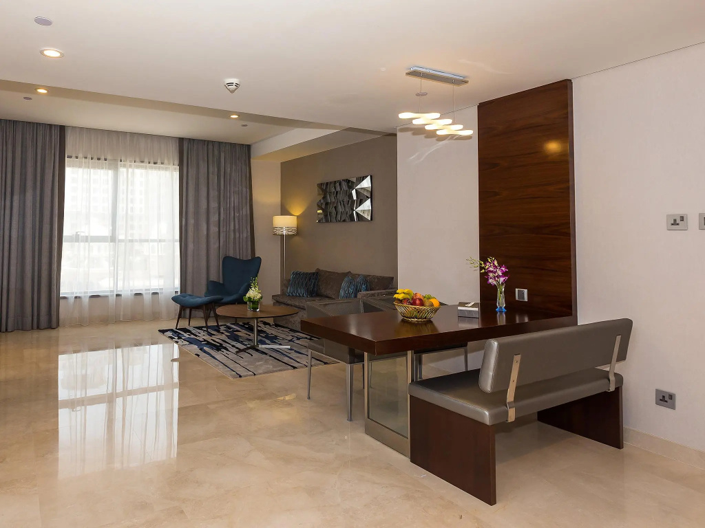 Lobby & Reception