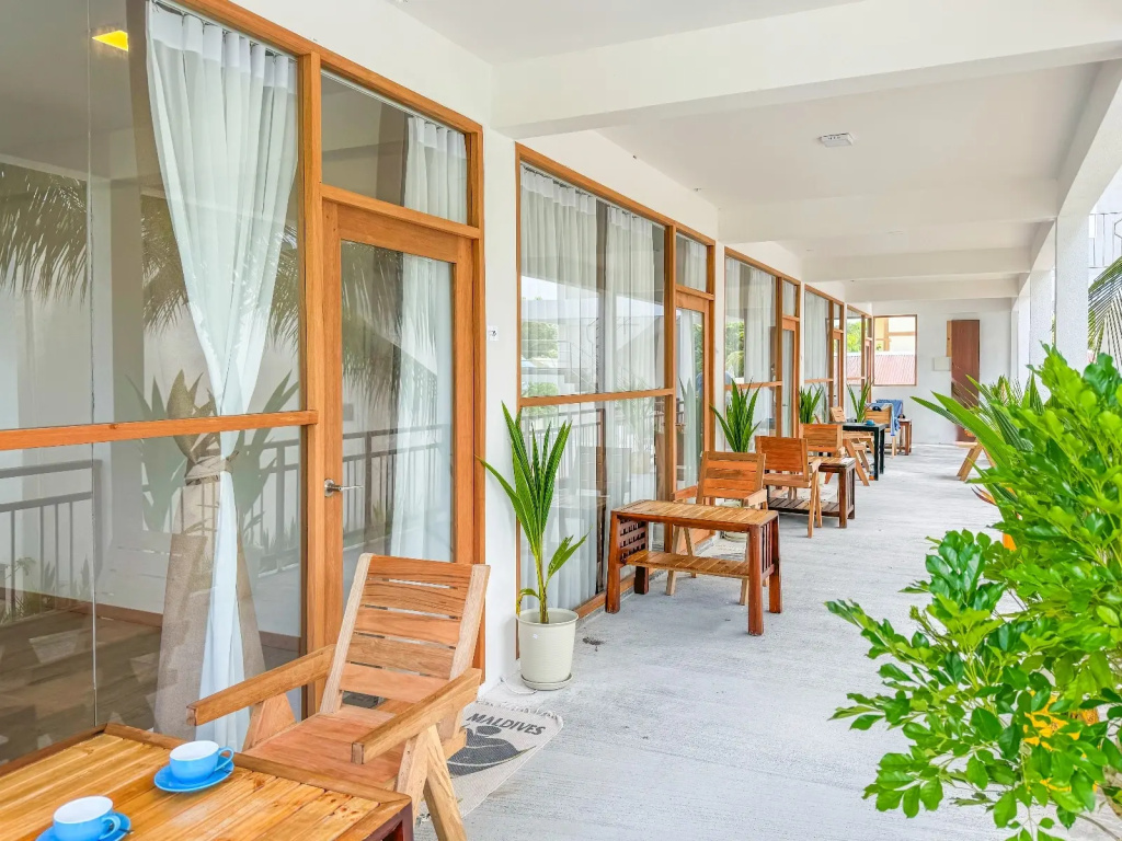 Lagoon Villa Thoddoo — фото