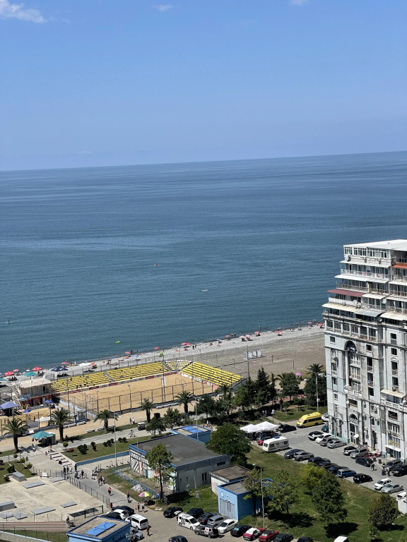 Beach & Waterfront