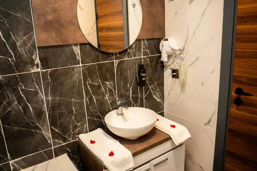 Altuncu Thermal Hotel - Chambres