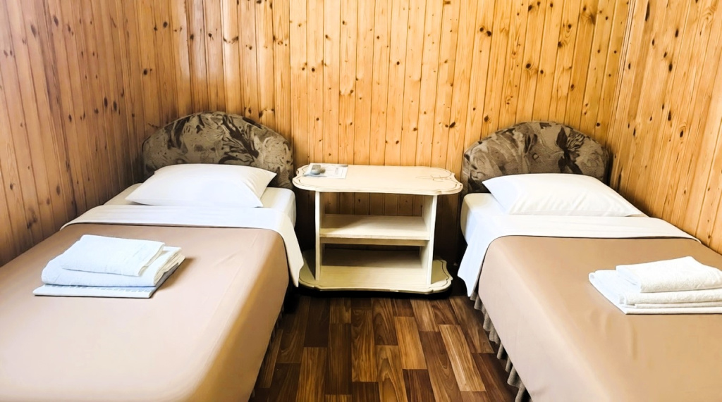Economy room