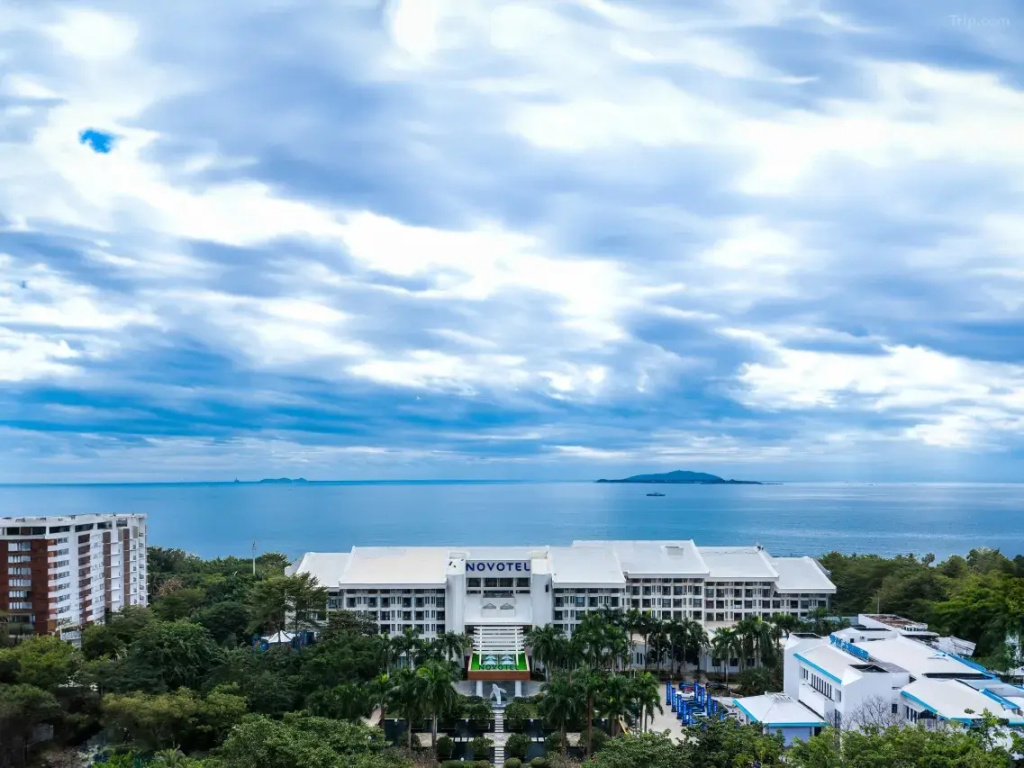 Отель Novotel Sanya Bay Yatai — фото