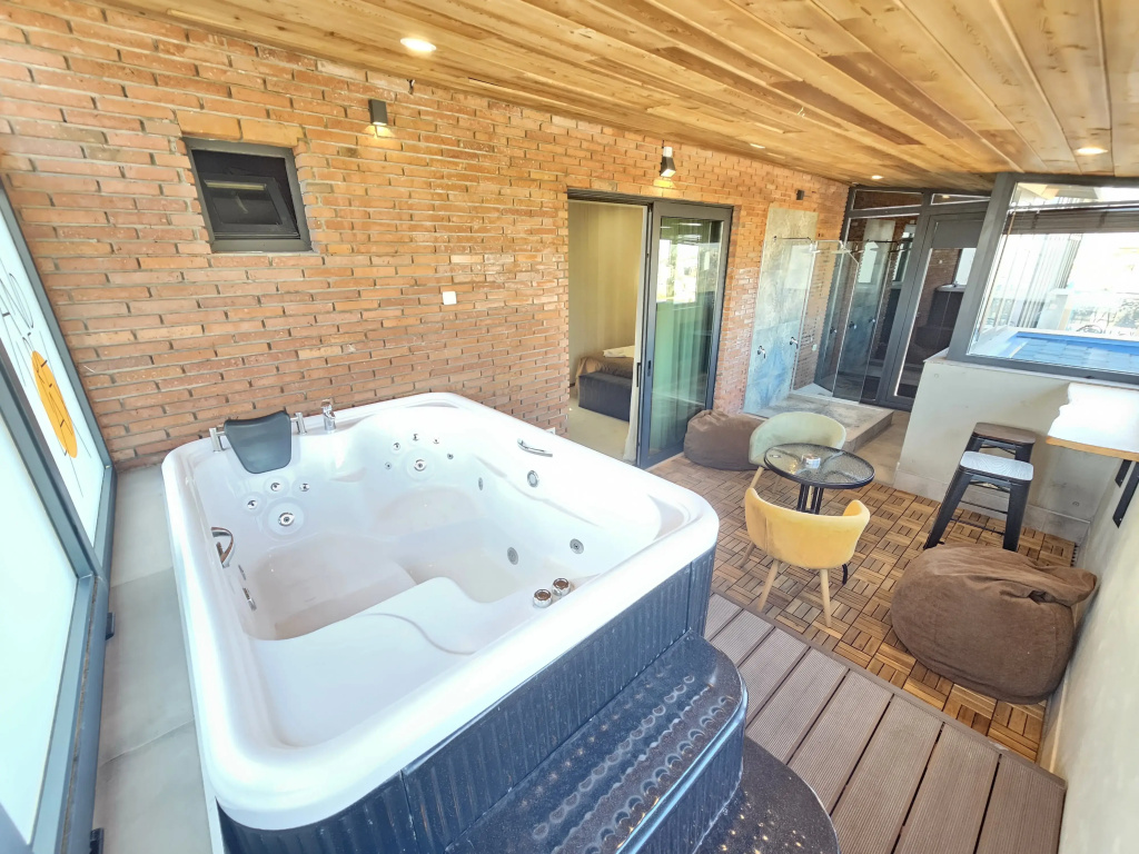 Spa Bath Double room with balcony and with view (full double bed)