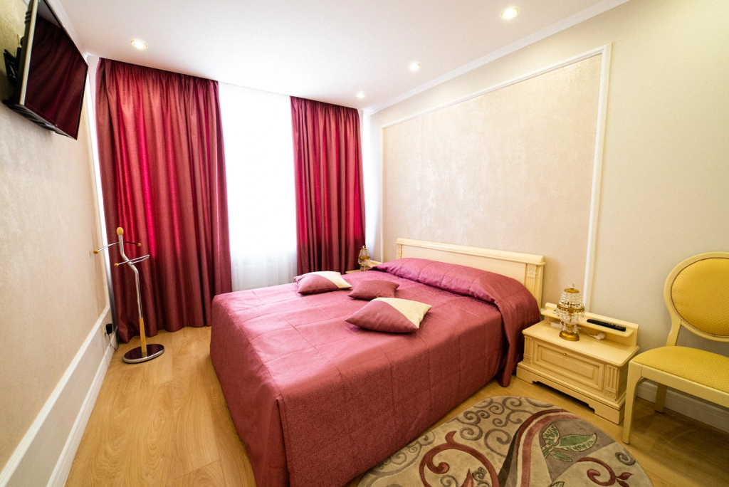 3 Bedrooms Double Apartment full double bed
