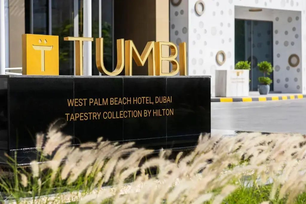 Отель Tumbi Hotel Dubai The Palm, Tapestry Collection by Hilton — фото