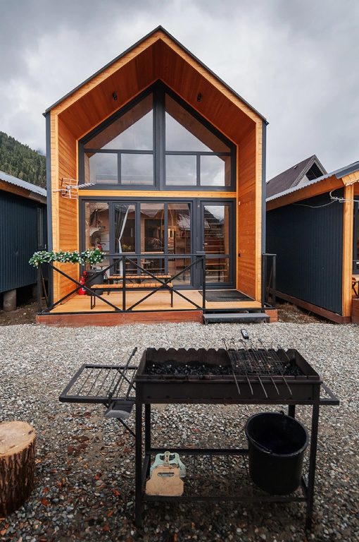 Sextuple Cottage with mountain view