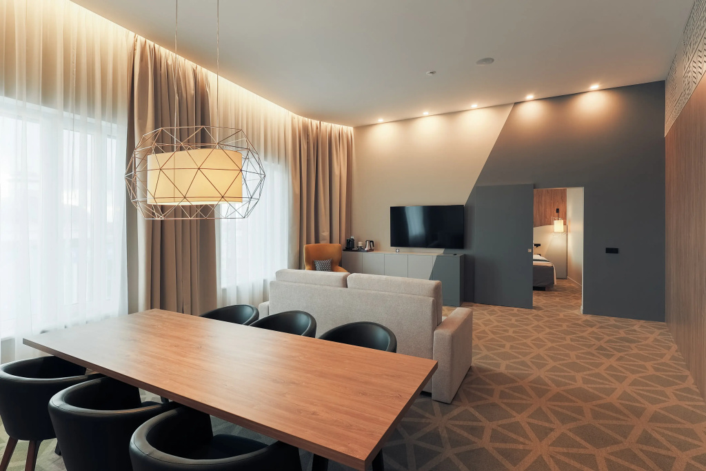 Mercure — Sarans Centre Room Type - Double Suite full double bed