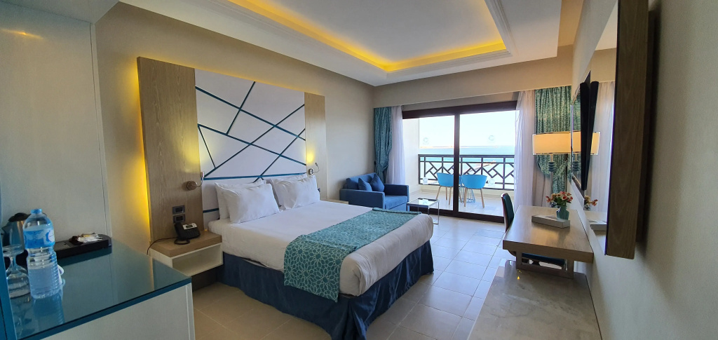 Deluxe room with sea view