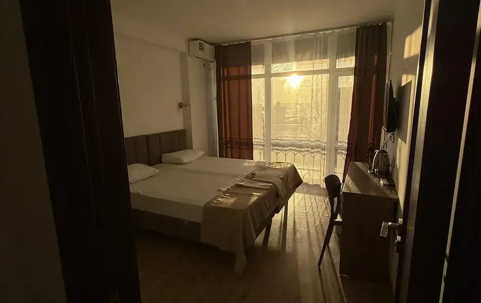 Family Building 1 Double room (full double bed)