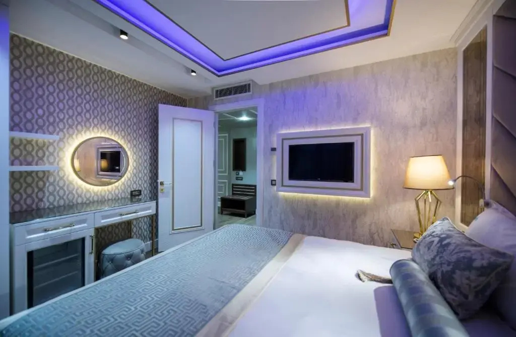 Superior Double Suite (full double bed)