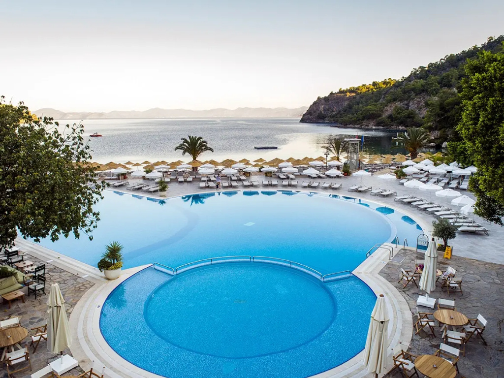 Hillside Beach Club - Général