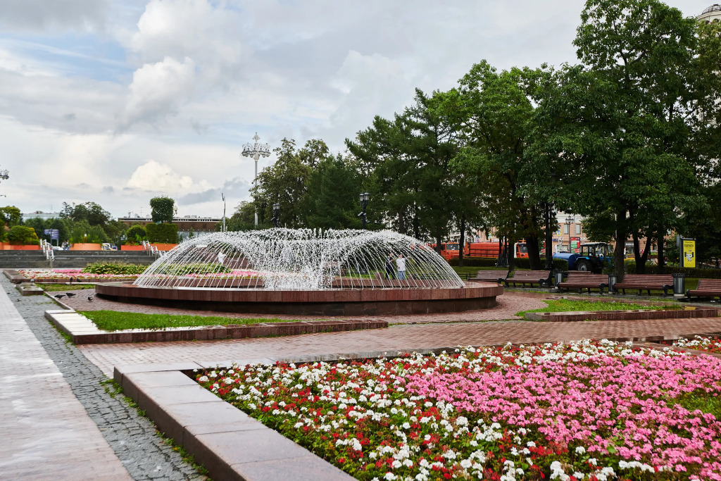 Квартира GM Apartments Двухуровневая с мансардой у Патриарших Прудов