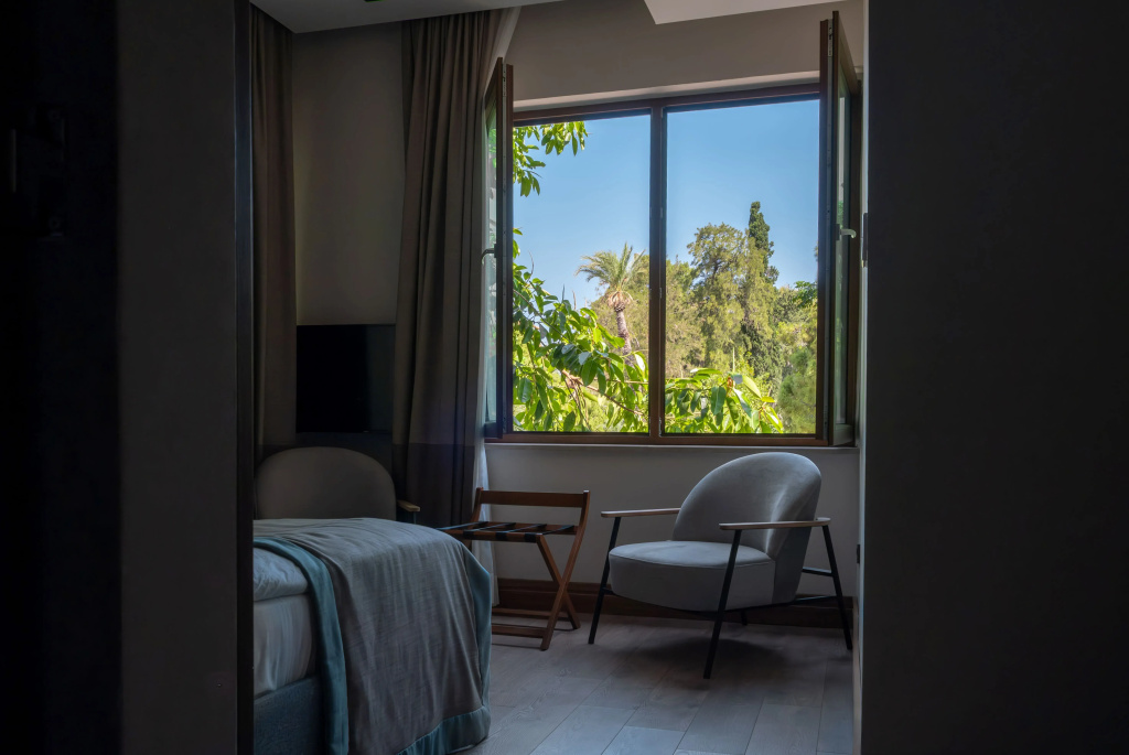Double Junior Suite beachfront (full double bed)