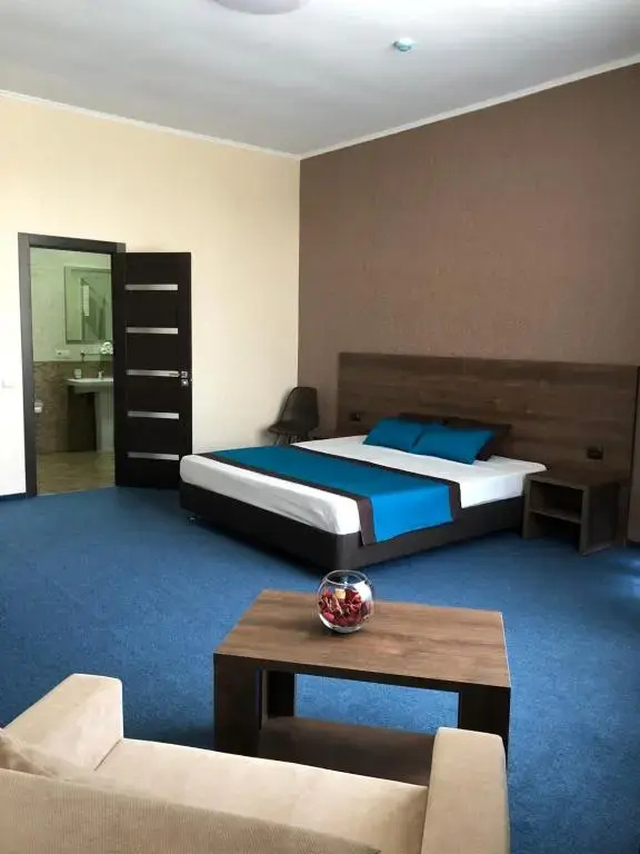 Triple Suite