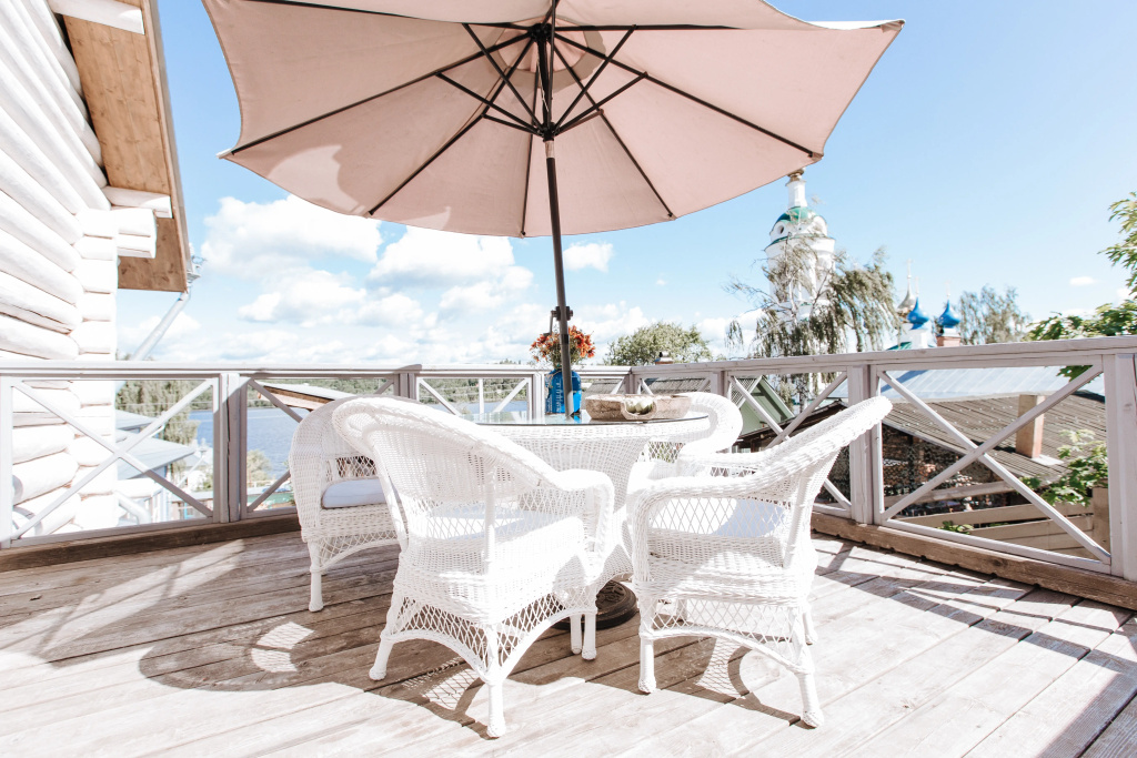 Double Suite with balcony and with city view full double bed