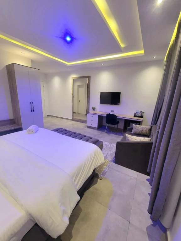 Deluxe room with balcony and with view