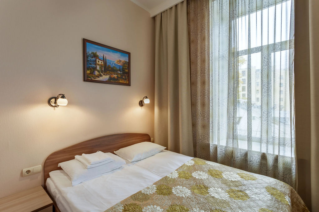 Megapolis Guest house - Tap to explore photos