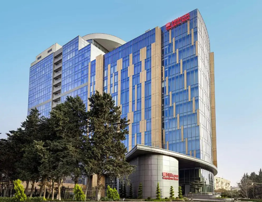 Отель Hilton Garden Inn Баку — фото