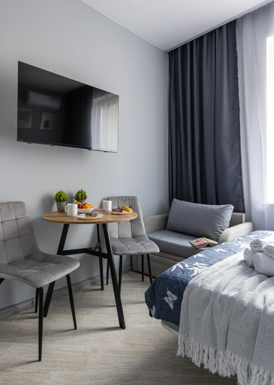 Апартаменты LikeHome life Спартак Движение Трехместная Студия с Кухней — фото