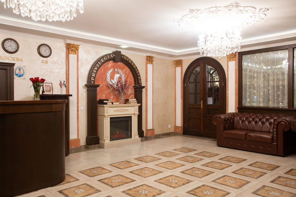 Lobby & Reception