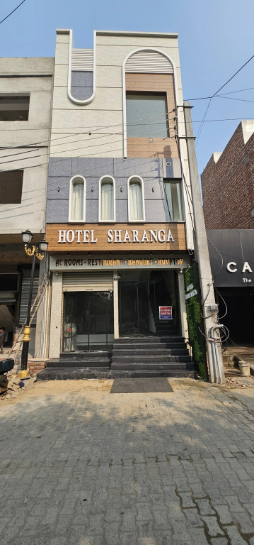 Sharanga Hotel