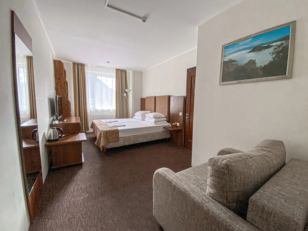 Nastup Hotel Room Type - Standard Double room with view twin beds
