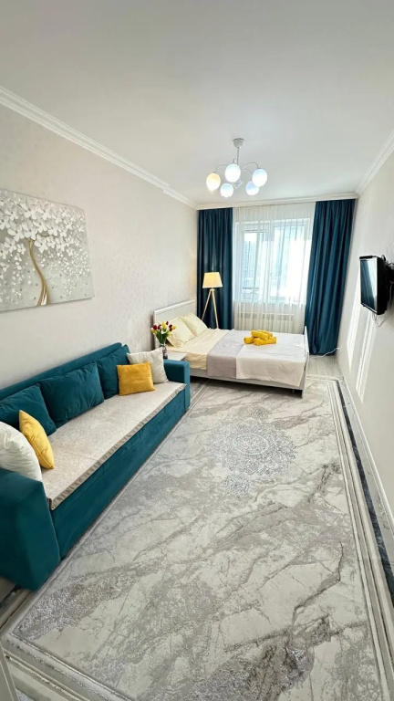 Uyutnye Apartamenty Vozle Khan Shatyra Flat