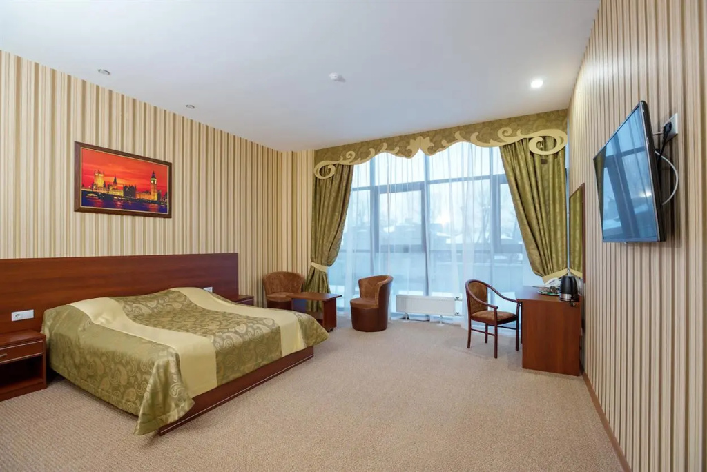 Royal Hotel Room Type - Double Junior Suite full double bed