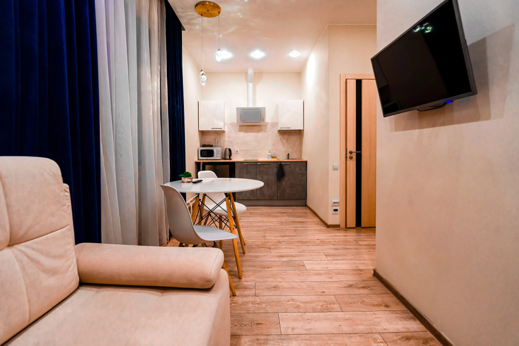 Premium Double room with city view (full double bed)