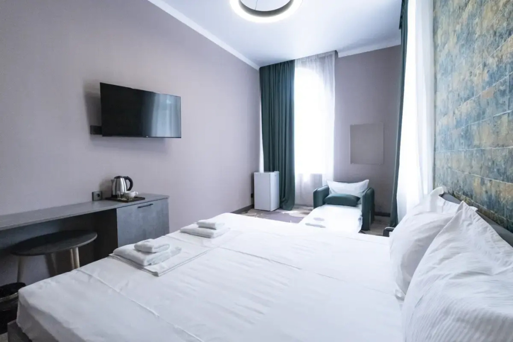 Standard Double room with view (full double bed)