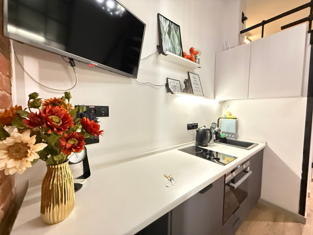 Апартаменты EasyGuest в стиле loft у метро Трубная — фото