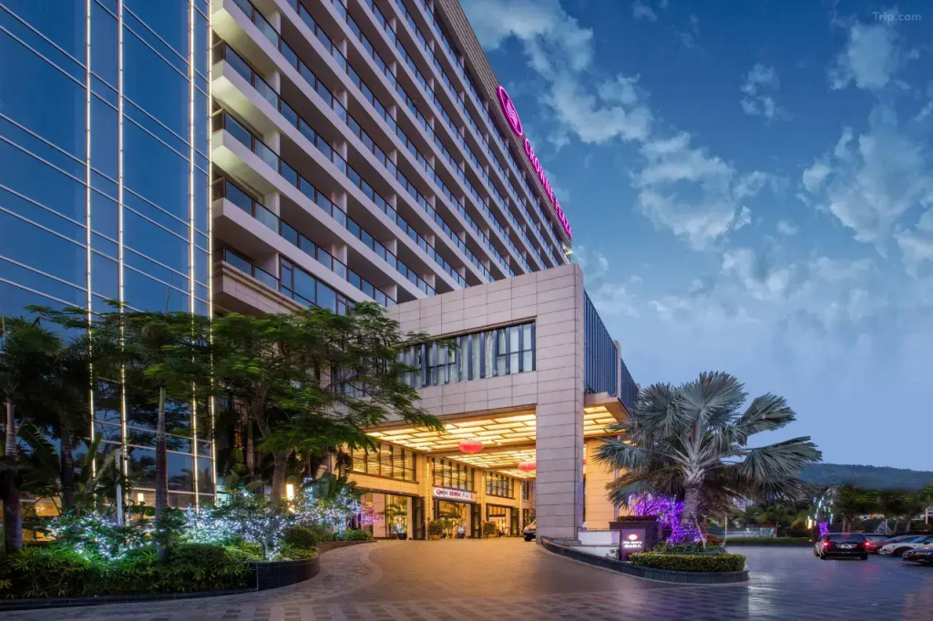 Отель Crowne Plaza SANYA CITY CENTER by IHG — фото