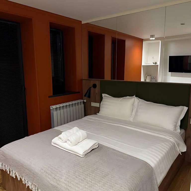 Twin OAKS Hotel