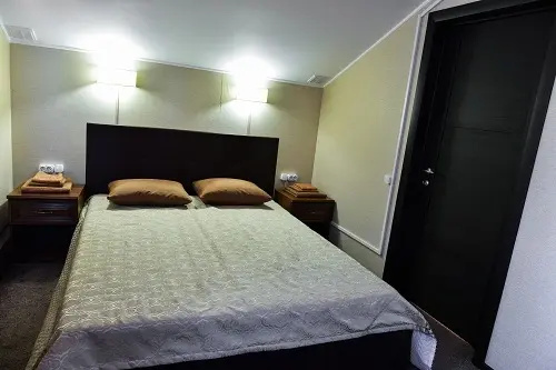 2 Bedrooms Double Apartment with courtyard view (full double bed)