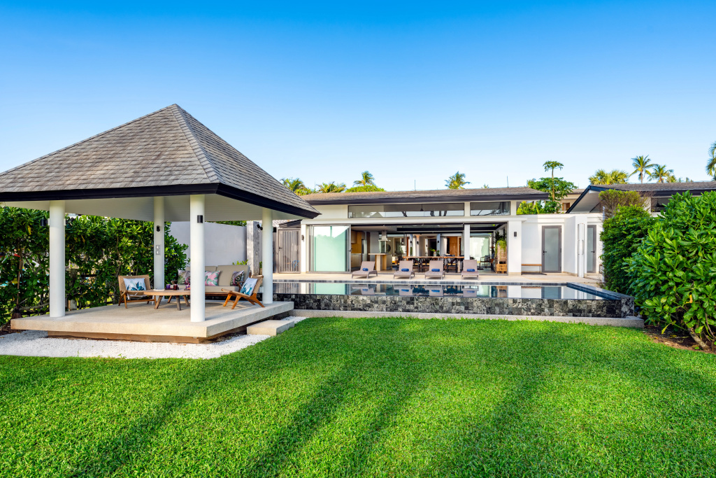 Twin Nata 5 Bedroom Luxury Beach Front Villa