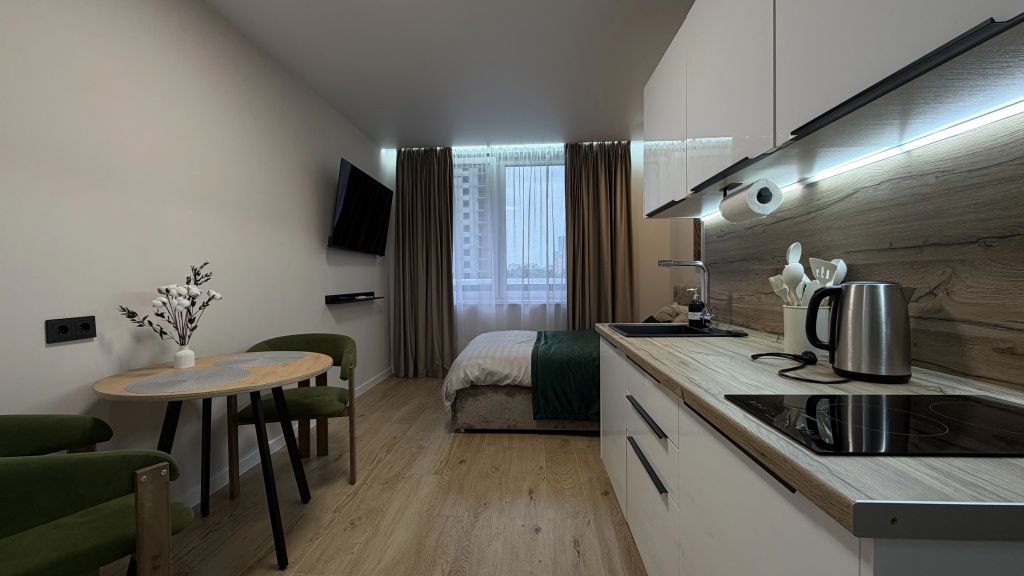 Квартира 6/1 Уютная студия у метро Ботанический сад — фото