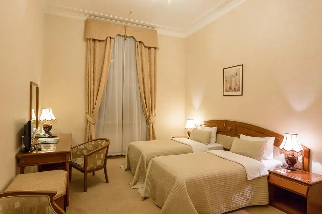 Double Junior Suite (twin beds)