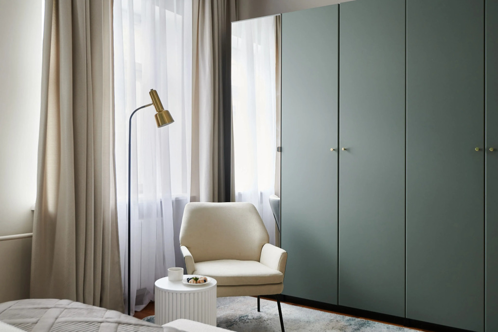 Квартира GM Apartments Двухуровневая с мансардой у Патриарших Прудов