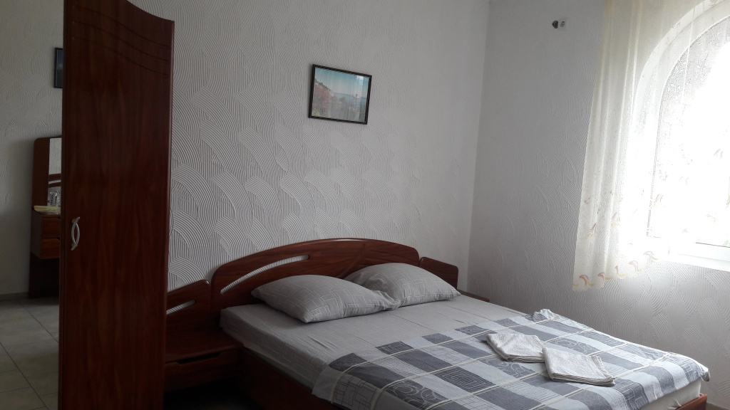 Economy Double room (full double bed)