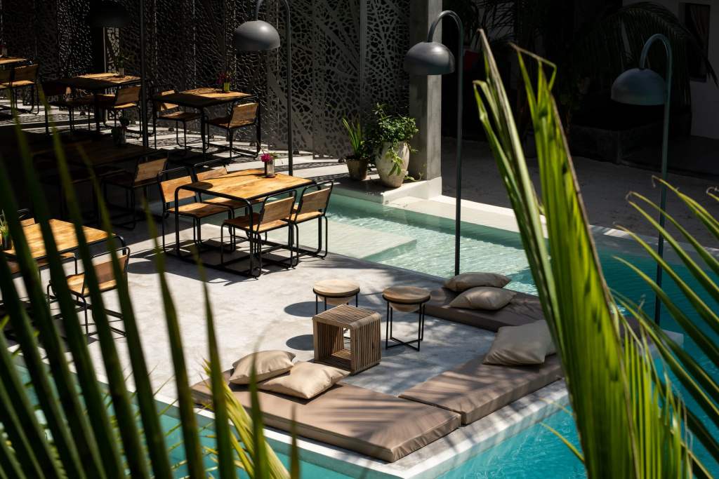 Balcony & Terrace