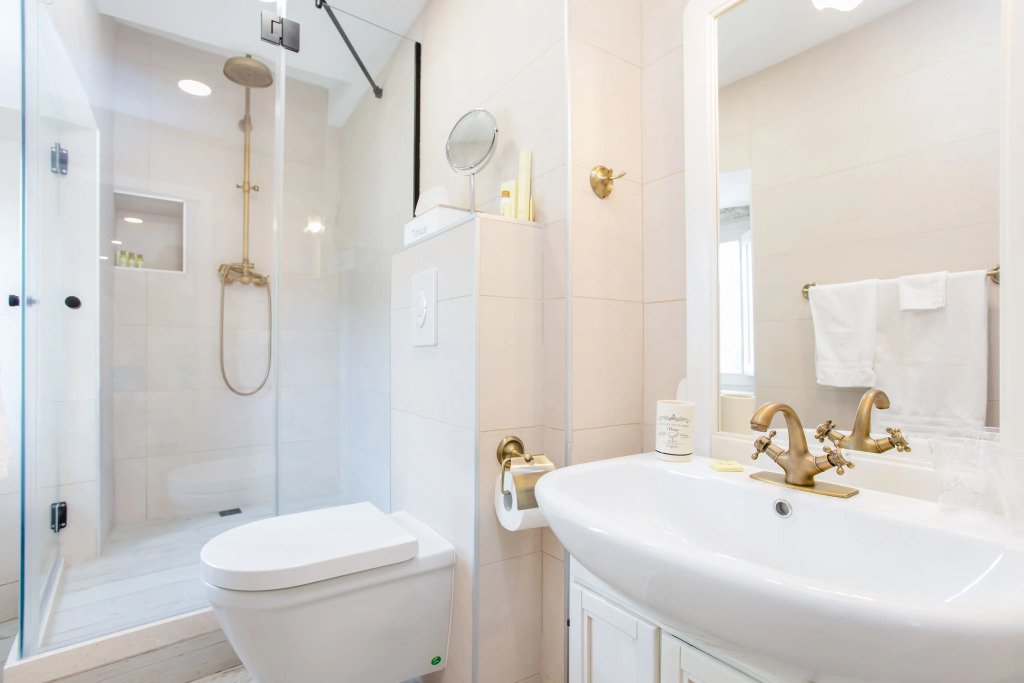 Stayeva 11 image rooms