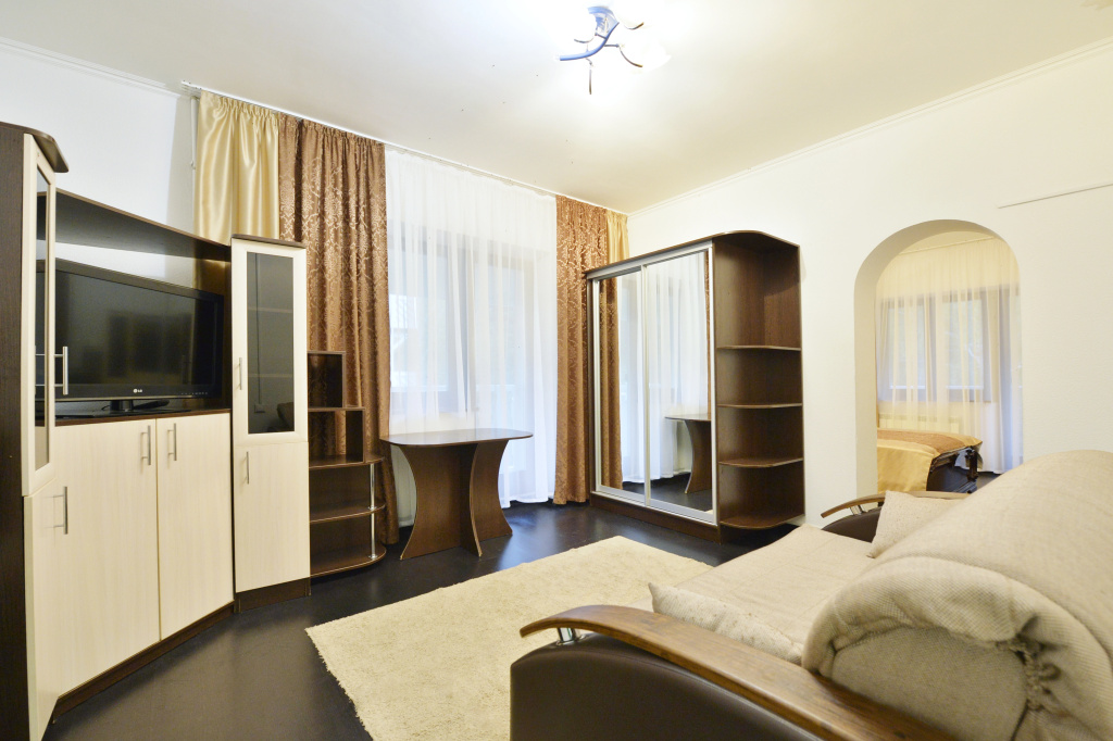 Standard Double Suite with balcony (full double bed)