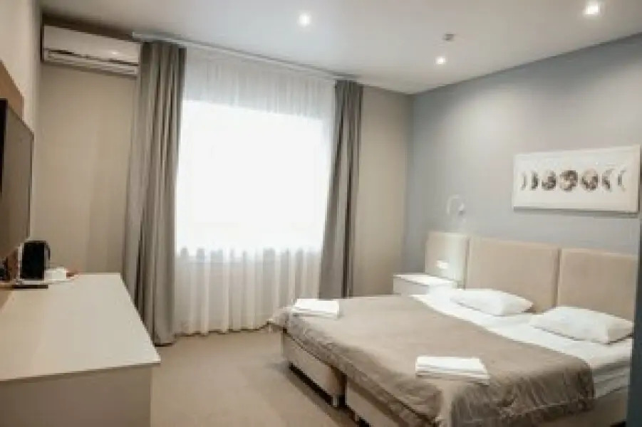 Двухместный номер Стандарт 3 двуспальная кровать в Сон