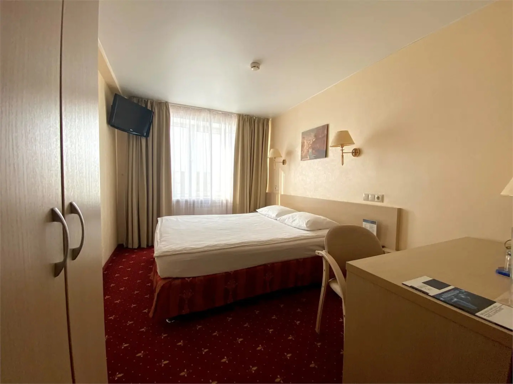 Amaks City Hotel Room Type - Standard Double room full double bed