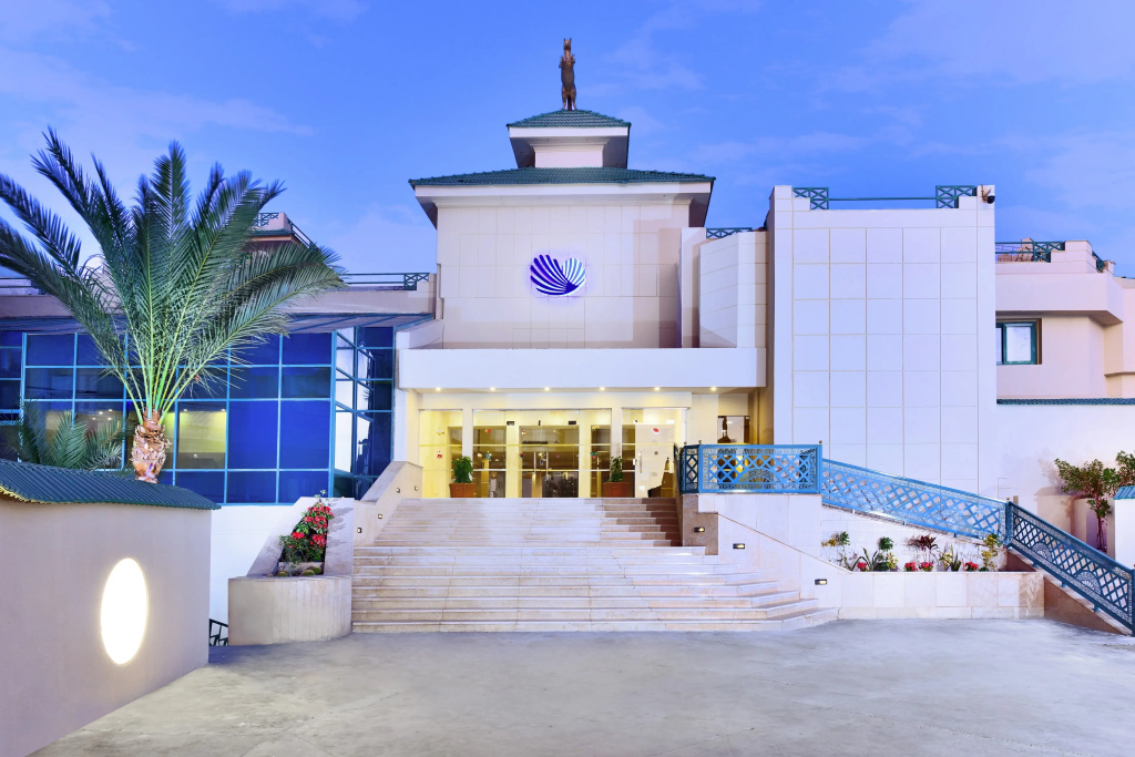 Moreno Horizon Spa & Resort — фото